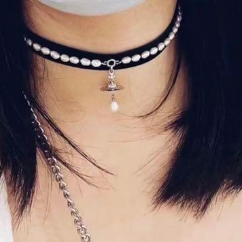 Brand new! Vivienne Westwood Aleksa Choker - Picture 3 of 16